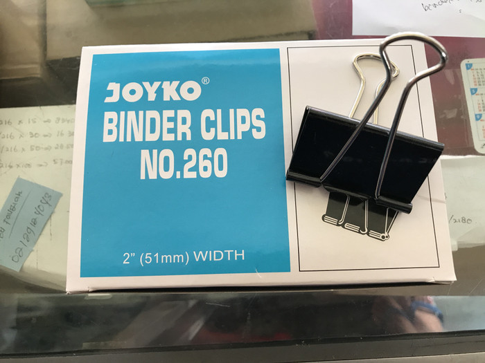 binder clip 260