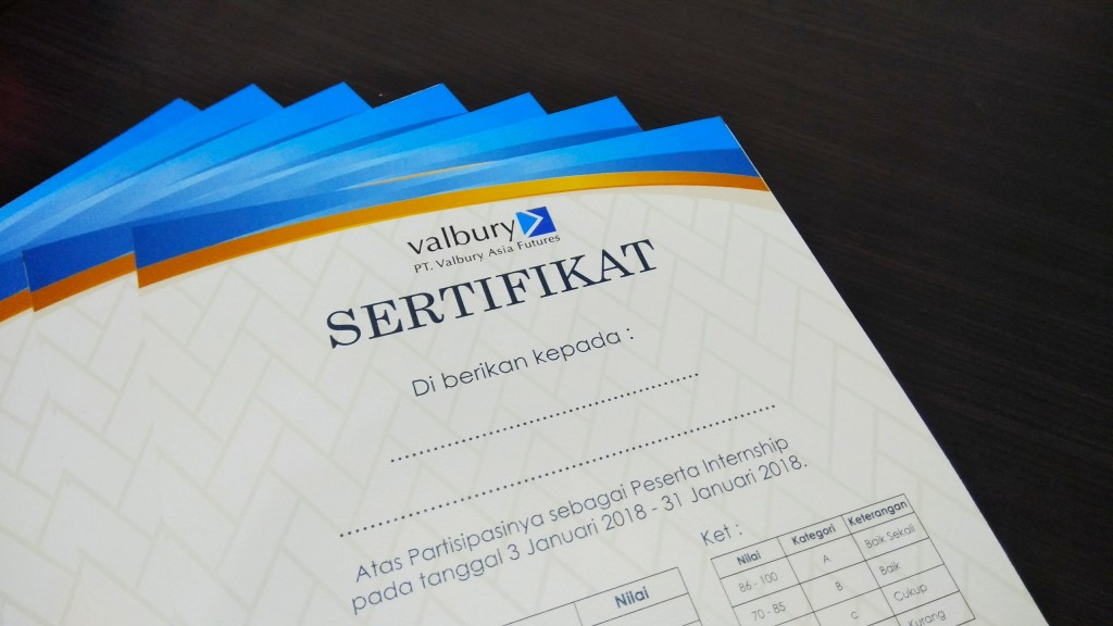 KERTAS LINEN SERTIFIKAT 280 GRAM (1 RIM ISI 100 LEMBAR)