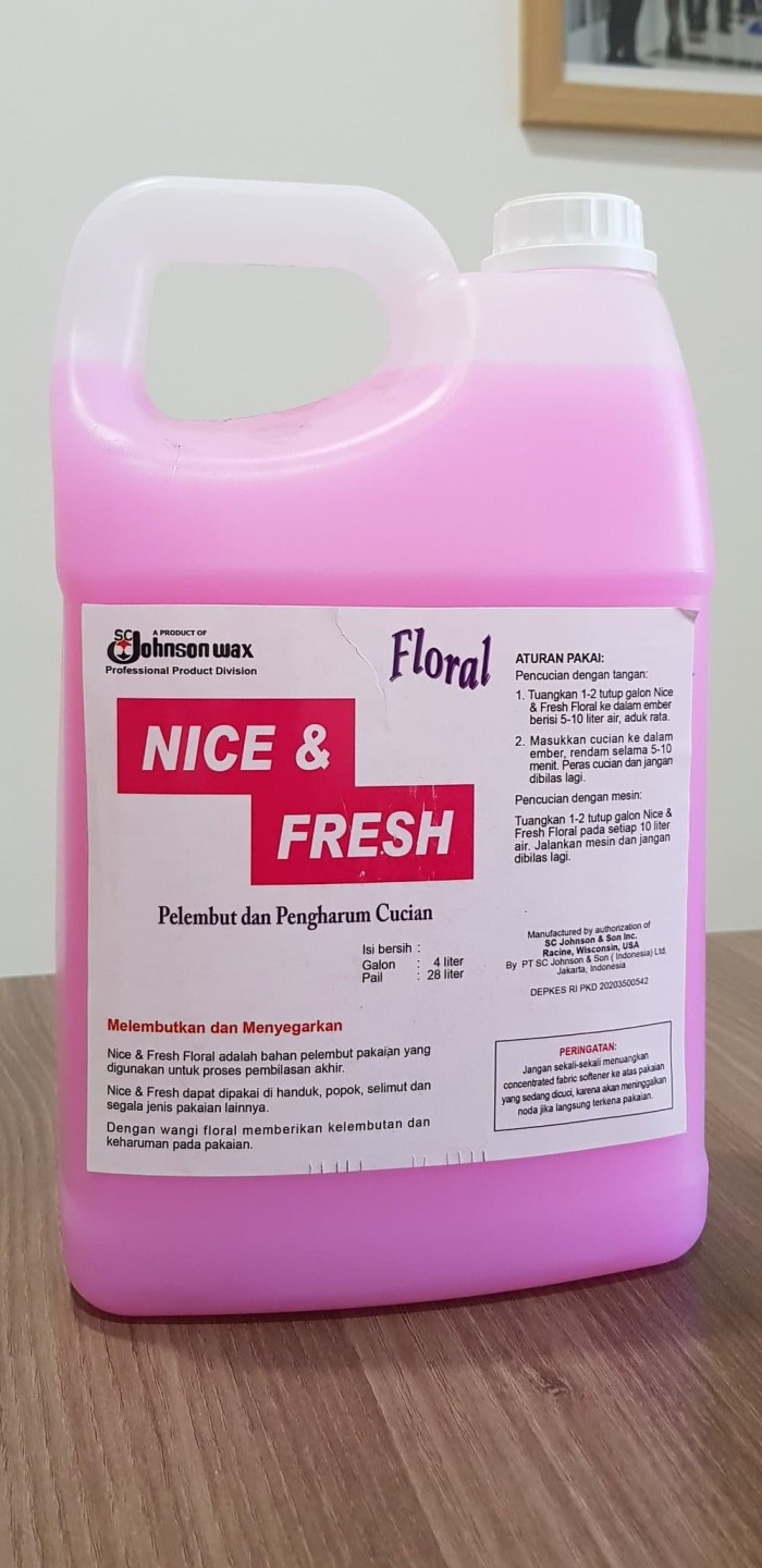 NICE & FRESH (FLORAL) JOHNSON