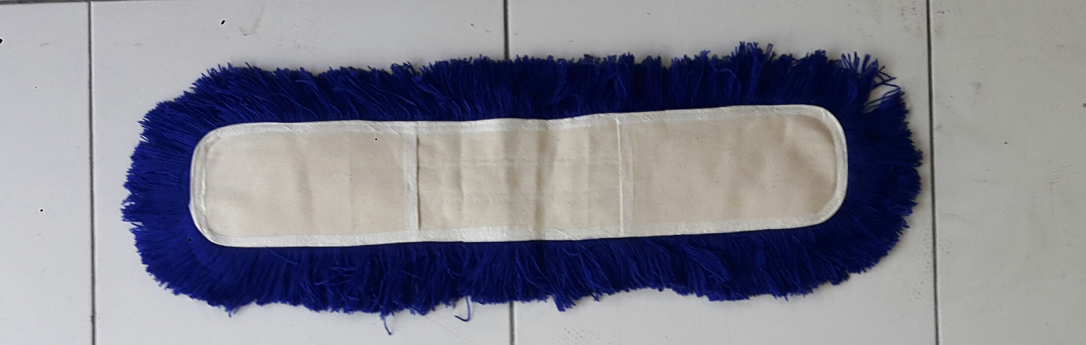 lobby duster catton(putih)/acrilic(biru) 60 cm